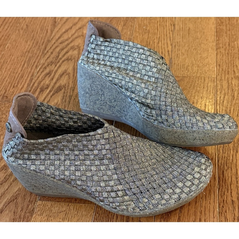 Bernie Mev Womens Wedge Booties Size 41 US 10 Gold  Sexy Style Ankle Boots